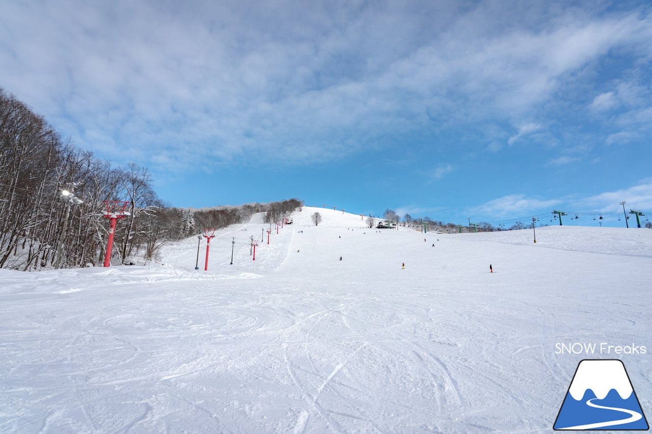 ぴっぷスキー場｜旭川紋別自動車道・比布北インターを降りたら約３分で到着。良質な雪、多彩なコース、抜群の眺望、美味しいグルメ、アフタースキーに温泉も。。。とっても高い満足度を誇るローカルゲレンデを滑ります(^^)/